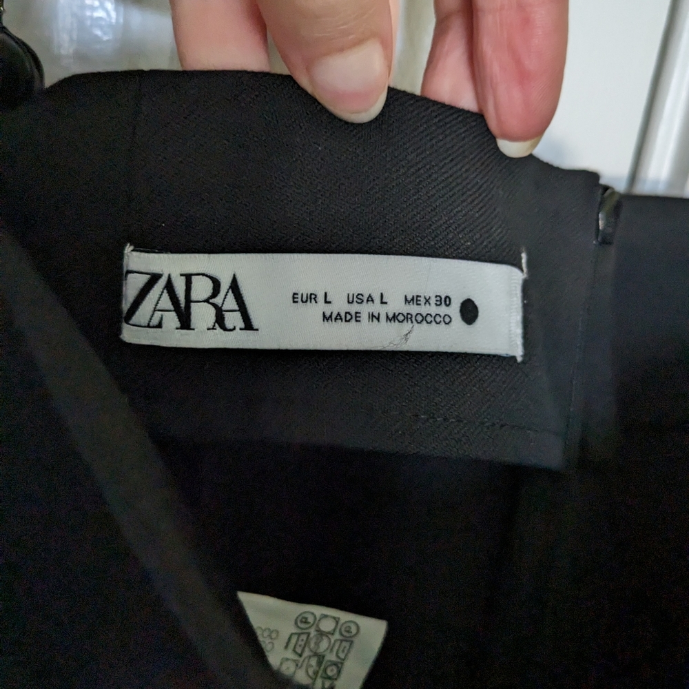 Zara - Picture 4 of 4